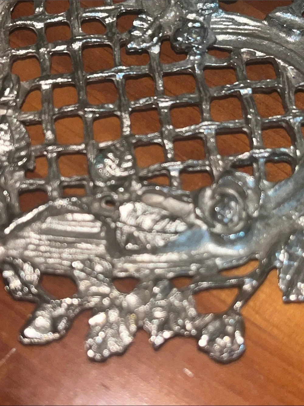 N/A decorative silver